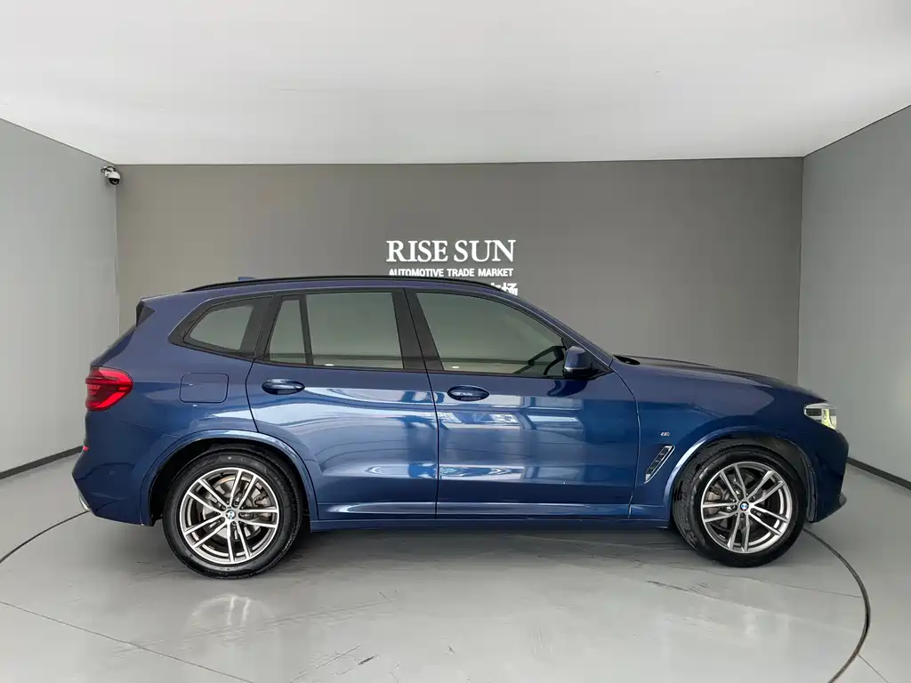 BMW X3 2018 — фото 11