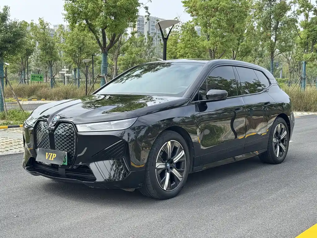 BMW iX 2022