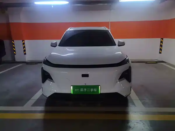 Geely Galaxy L7 2023
