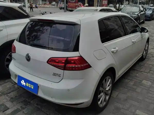Volkswagen Golf 2016