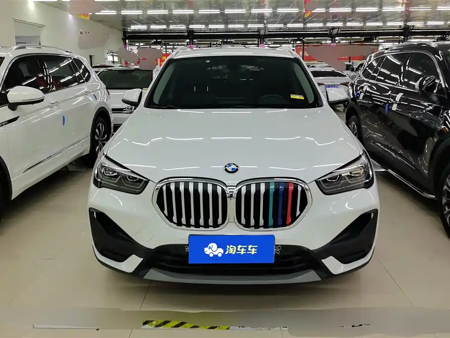 BMW X1 2022 — фото 2