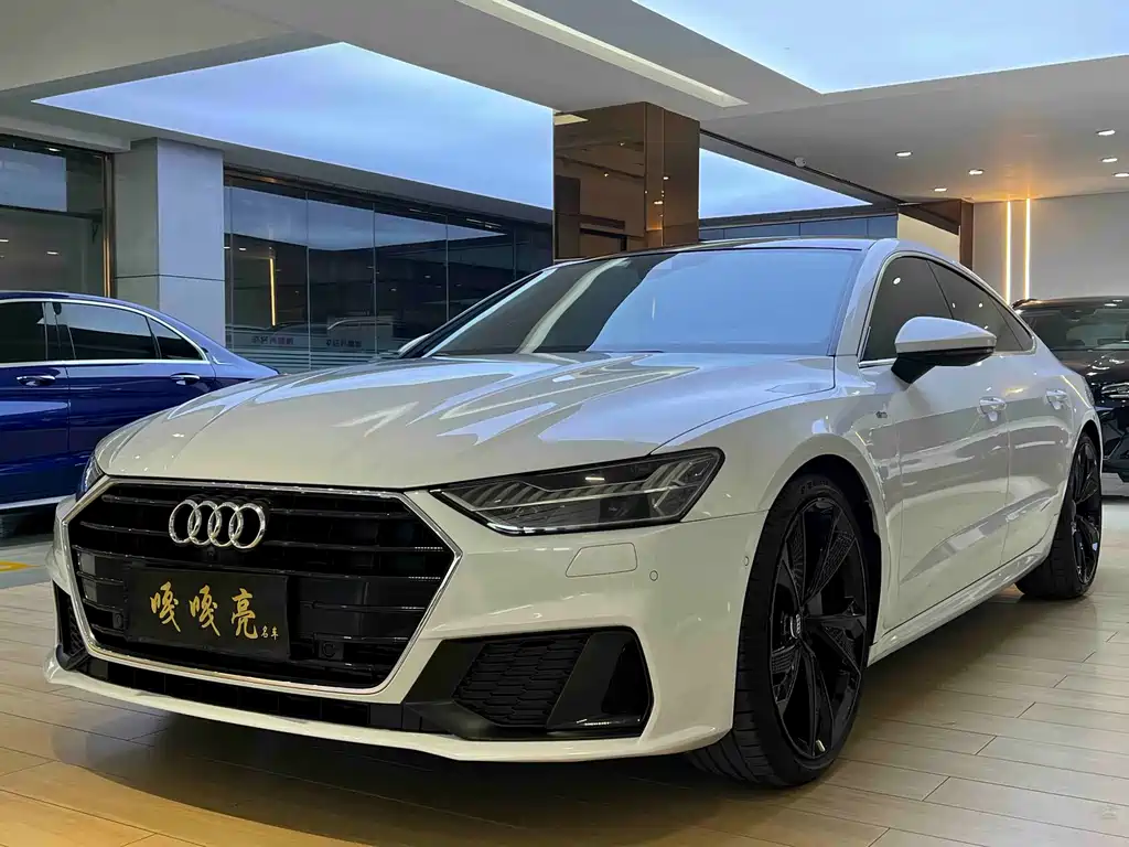 Audi A7 2021 — фото 1