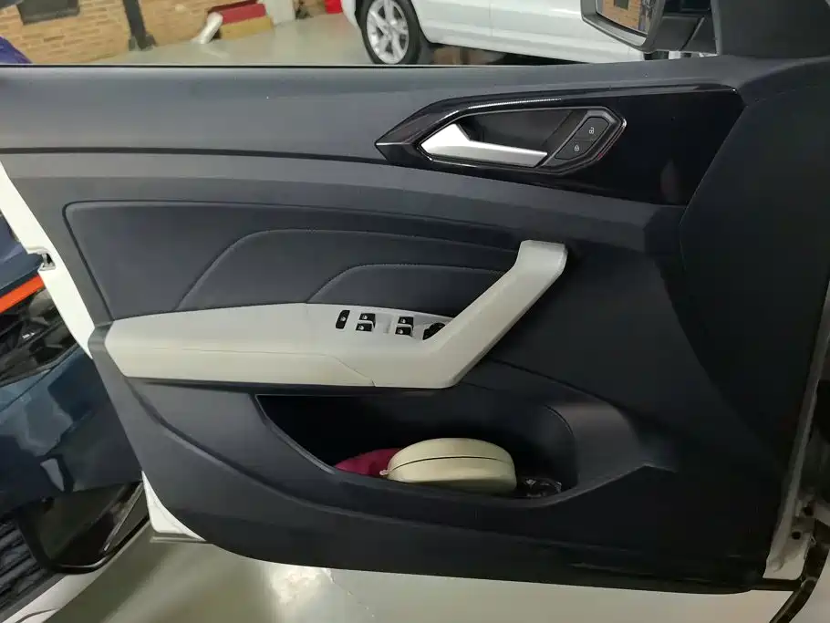 Volkswagen Tharu 2025