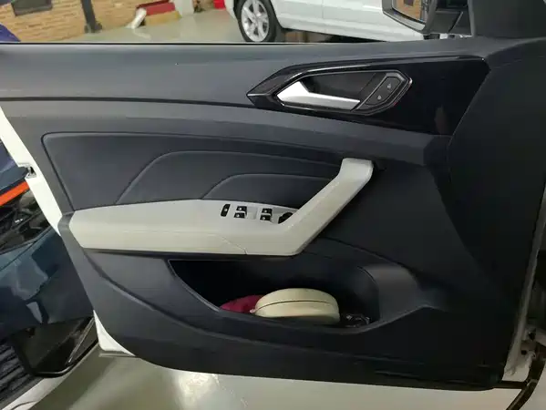 Volkswagen Tharu 2025