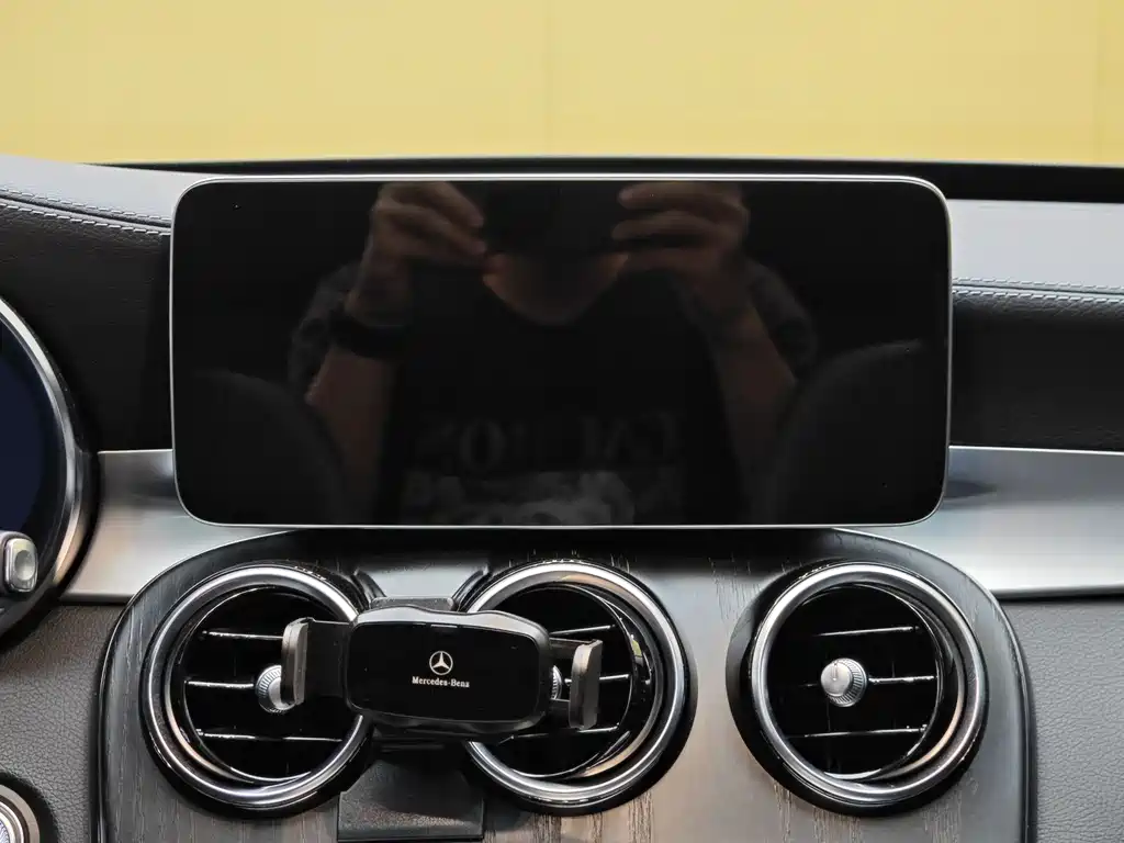 Mercedes-Benz C-Class 2020 — фото 16