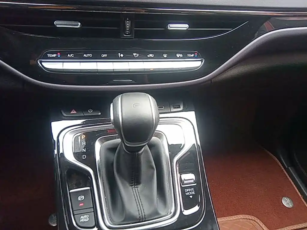 GAC Motor Trumpchi M6 2025 — фото 14