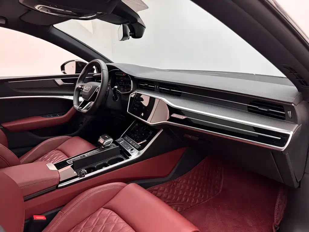 Audi A7L 2023 — фото 11