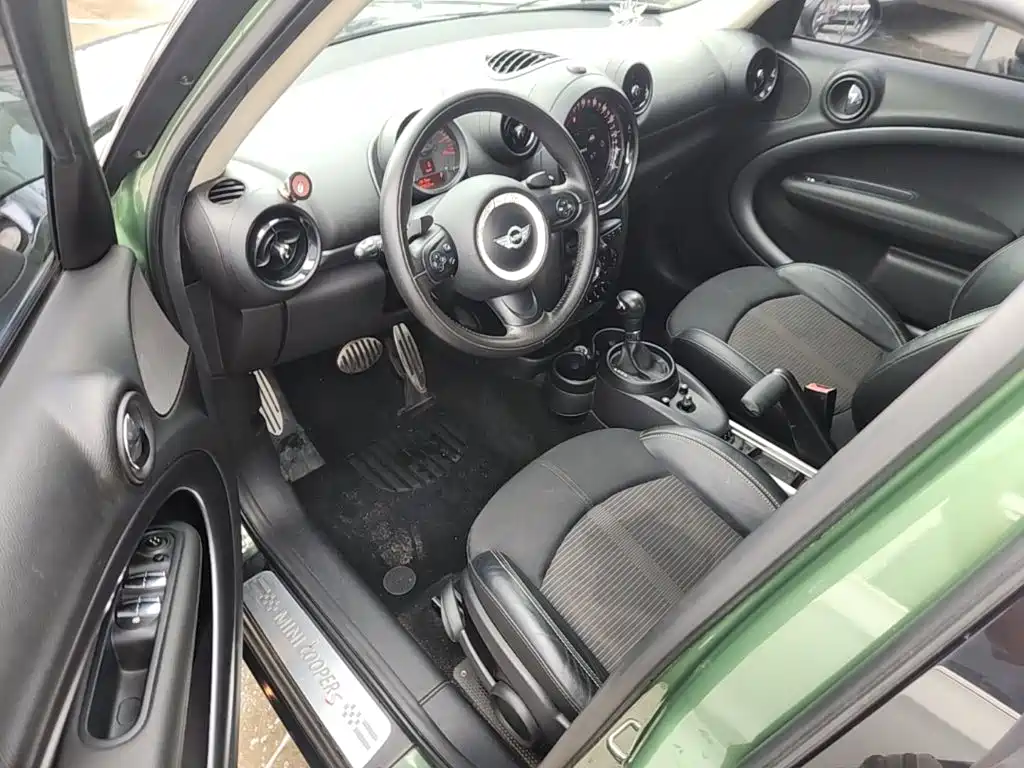 MINI Countryman 2015 — фото 16