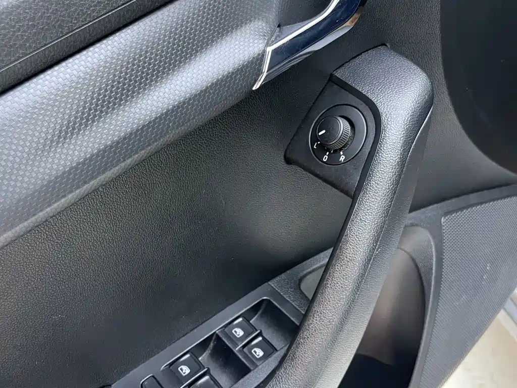 Skoda Octavia 2022 — фото 13