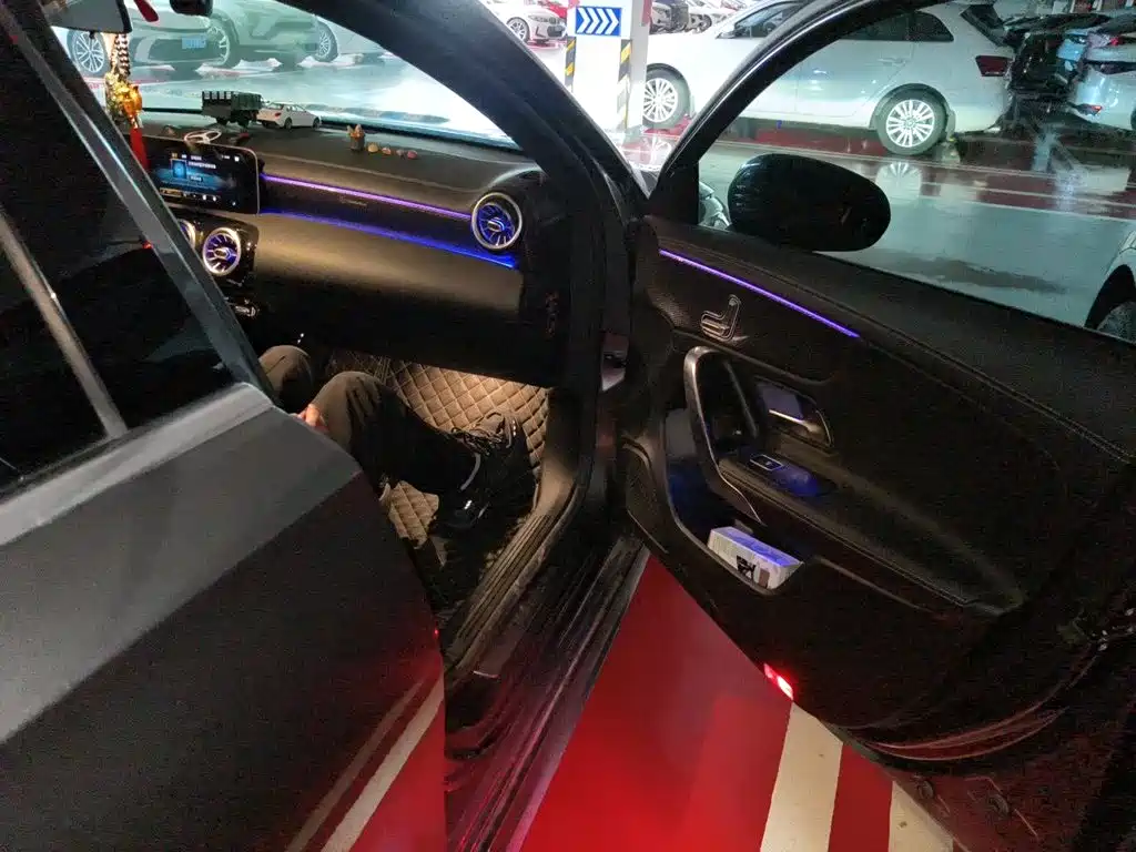 Mercedes-Benz A-Class 2020 — фото 19