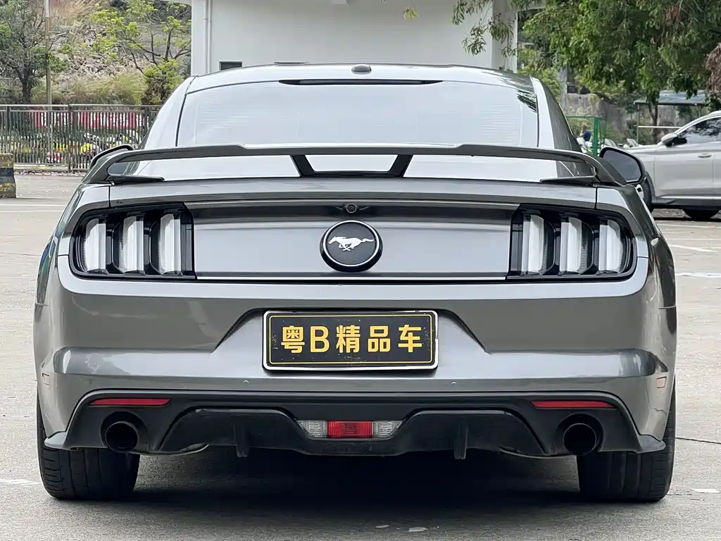 Ford Mustang 2018 — фото 6