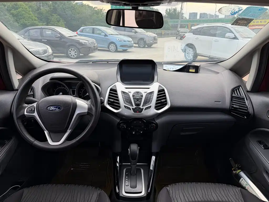 Ford Ecosport 2015 — фото 9