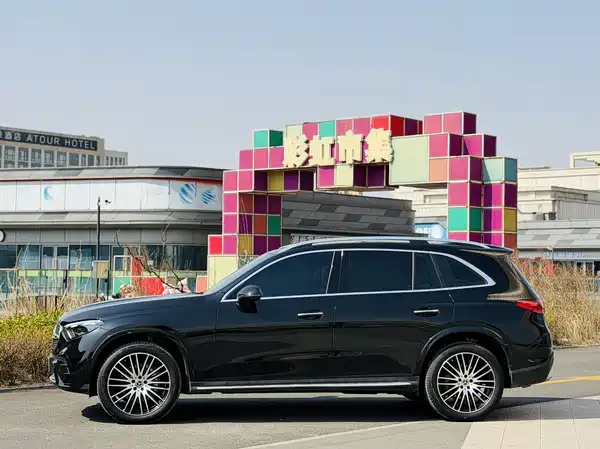 Mercedes-Benz GLC 2024