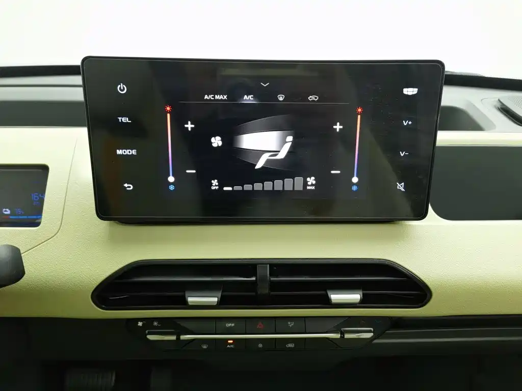 Geely Galaxy Panda 2023 — фото 12