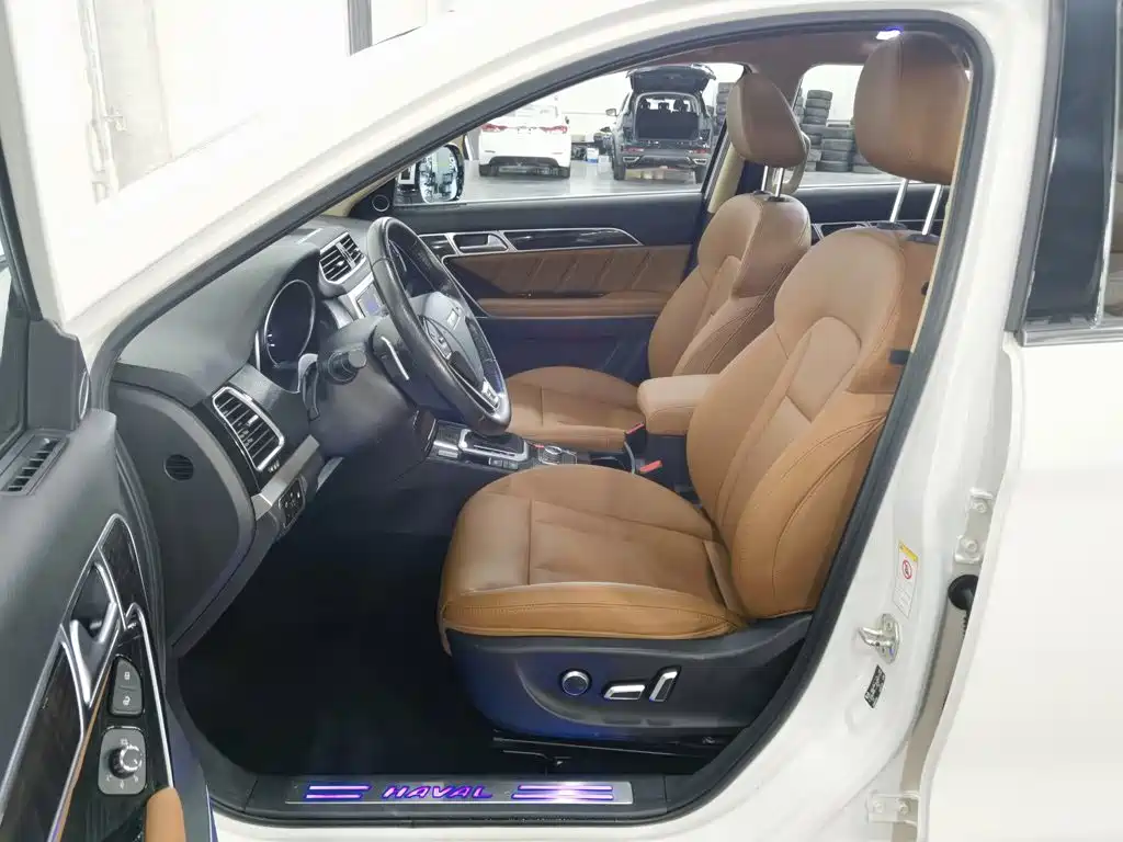 Haval H6 Coupe 2016 — фото 10