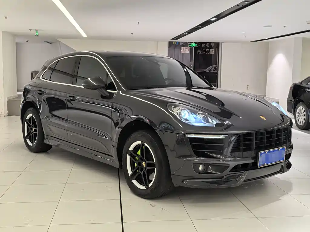Porsche Macan 2018 — фото 3