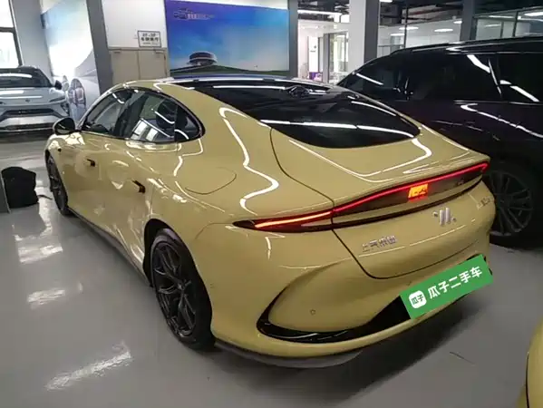 IM Motors L6 2025