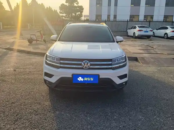 Volkswagen Tharu 2019
