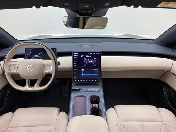 NIO ET5T 2024