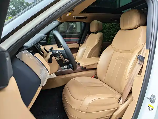 Land Rover Range Rover 2023