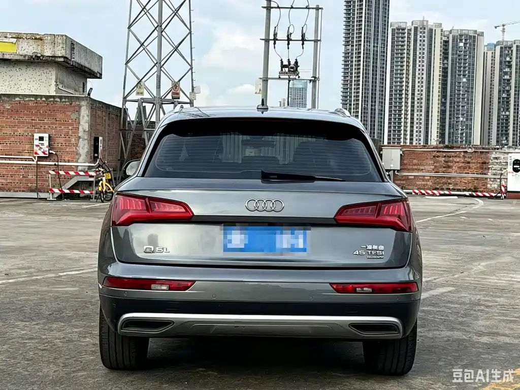 Audi Q5L 2019 — фото 2
