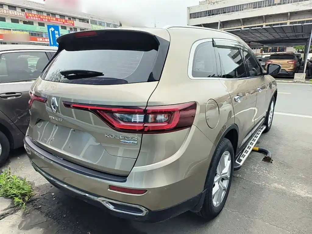 Renault Koleos 2017 — фото 7