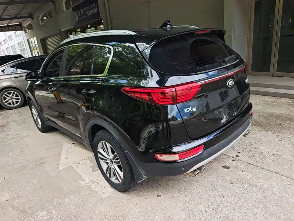 Kia KX5 2017 — фото 5