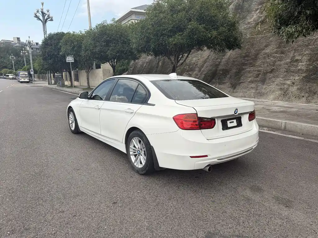 BMW 3 Series 2015