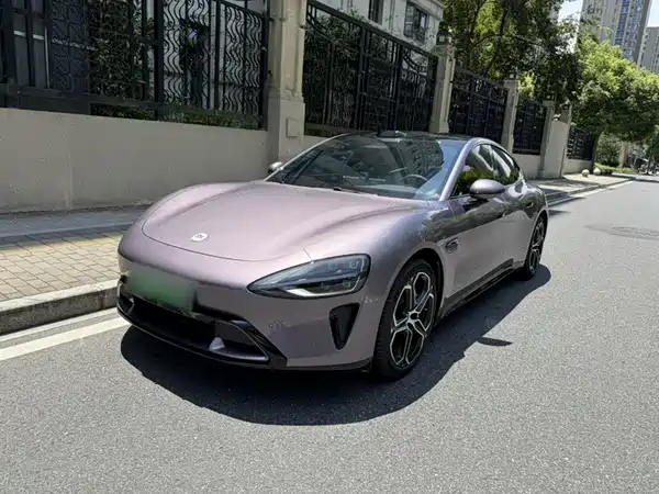 Xiaomi SU7 2025
