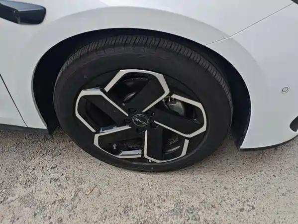 BYD Seal 06 DM-i Travel Edition 2025