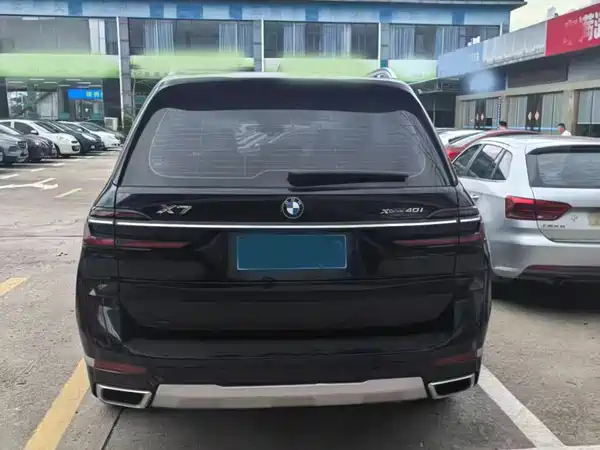 BMW X7 2024