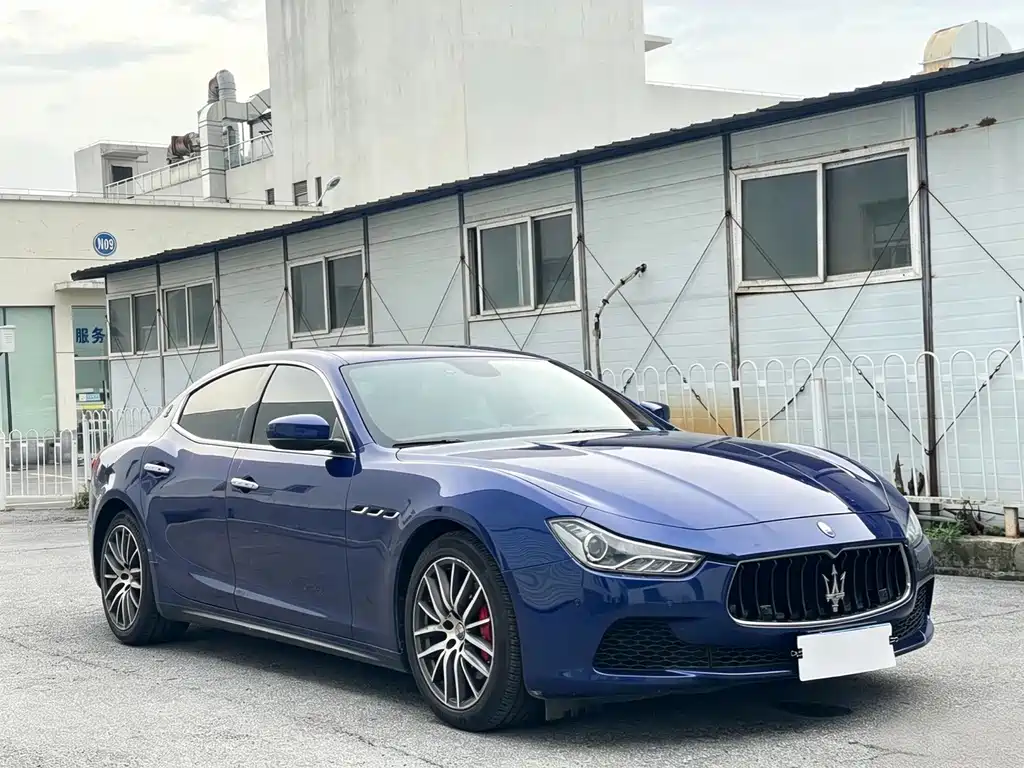 Maserati Ghibli 2017 — фото 3