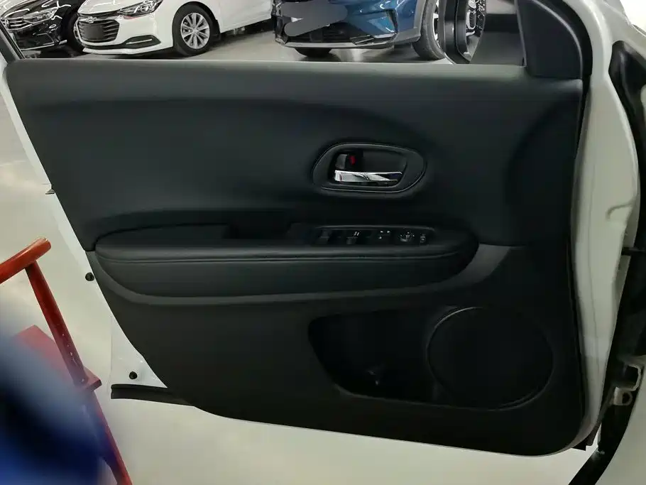 Honda Vezel 2015