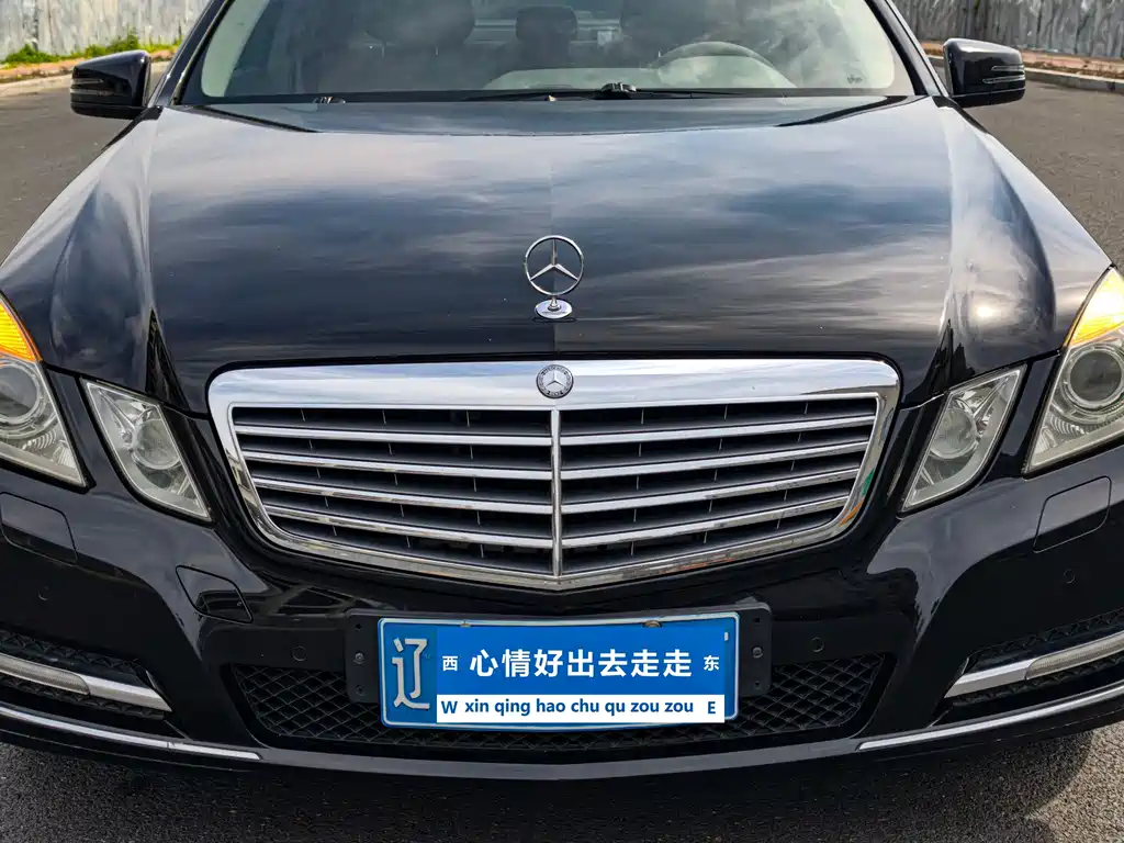 Mercedes-Benz E-Class 2012