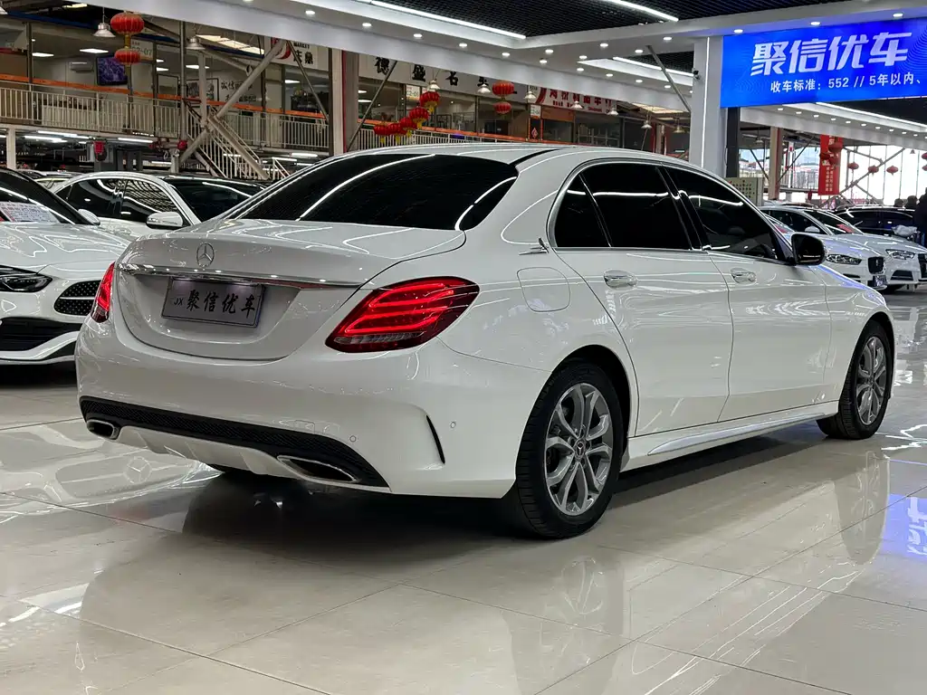 Mercedes-Benz C-Class 2018 — фото 21
