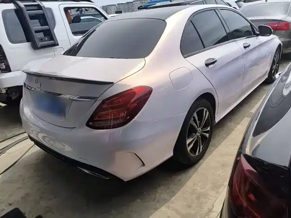 Mercedes-Benz C-Class 2017