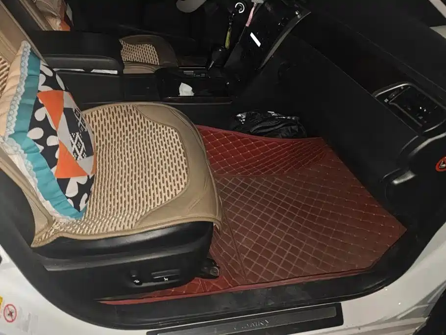 Toyota Camry 2015 — фото 8