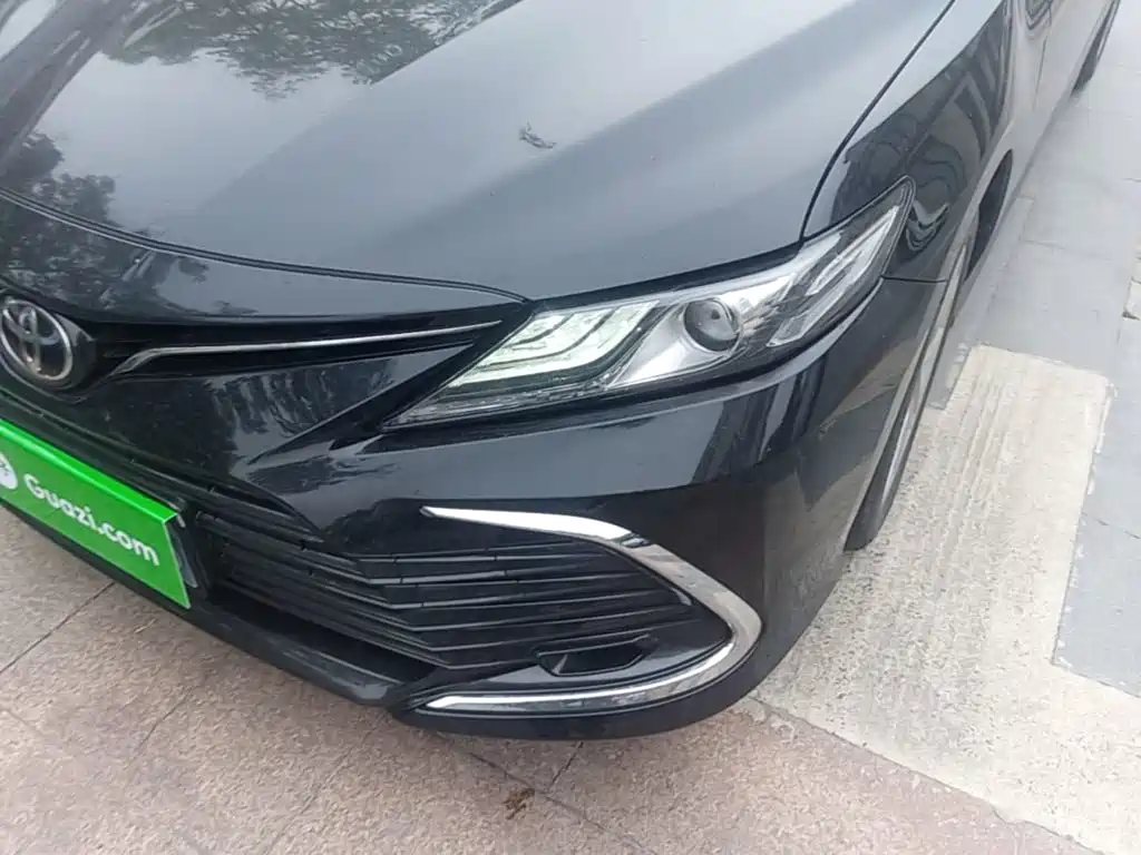 Toyota Camry 2022 — фото 18