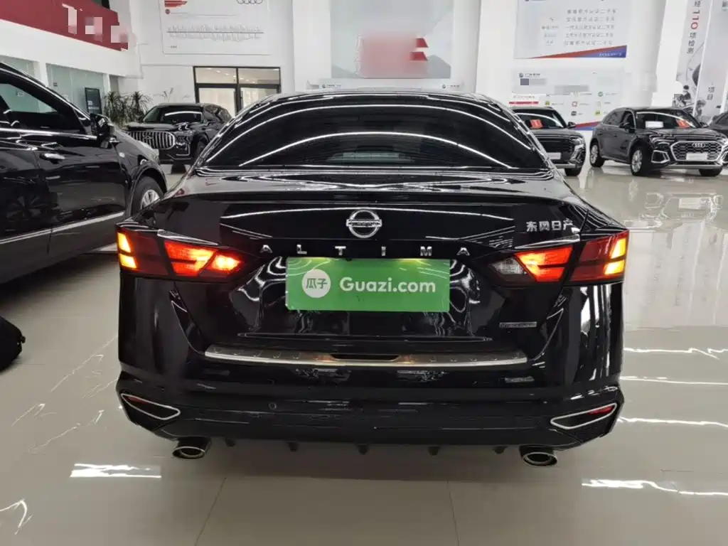 Nissan Teana 2022