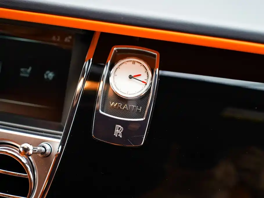 Rolls-Royce Phantom 2020 — фото 10
