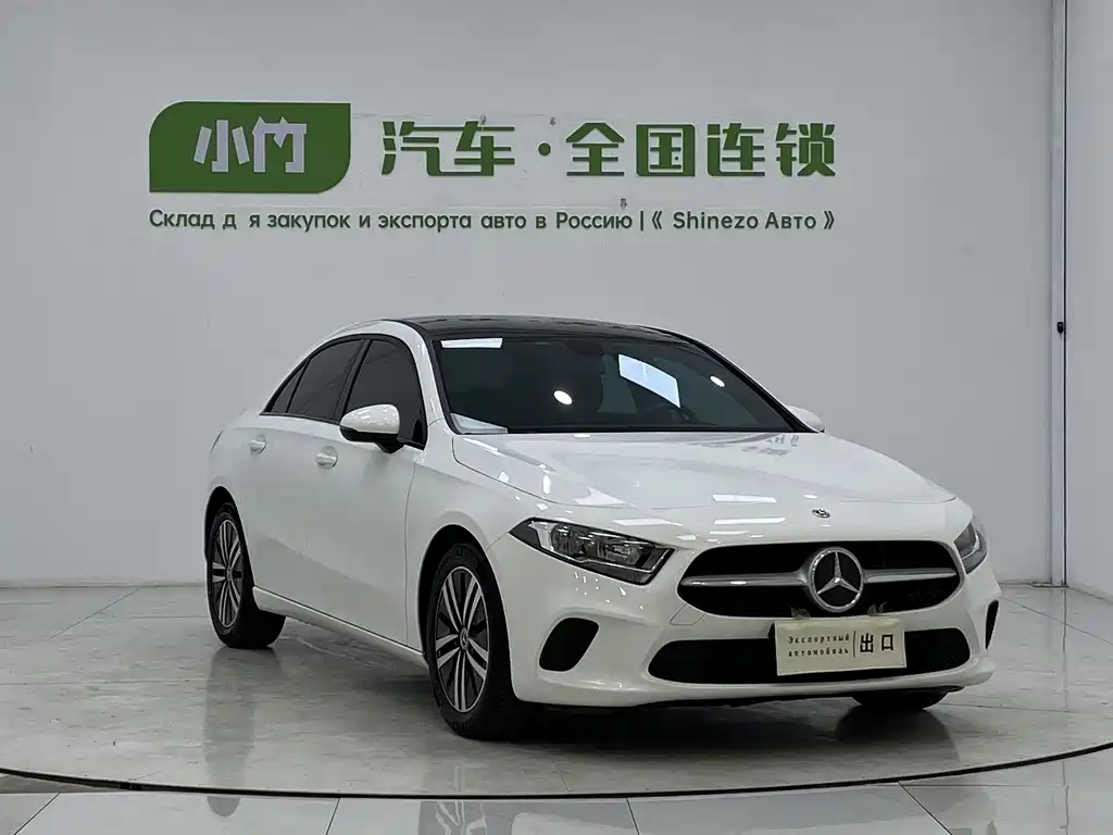 Mercedes-Benz A-Class 2022 — фото 3