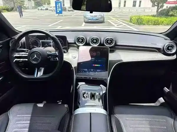 Mercedes-Benz C-Class 2023