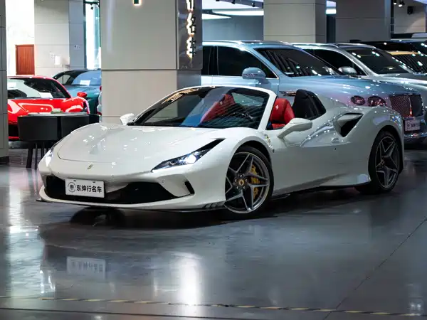 Ferrari F8 2022