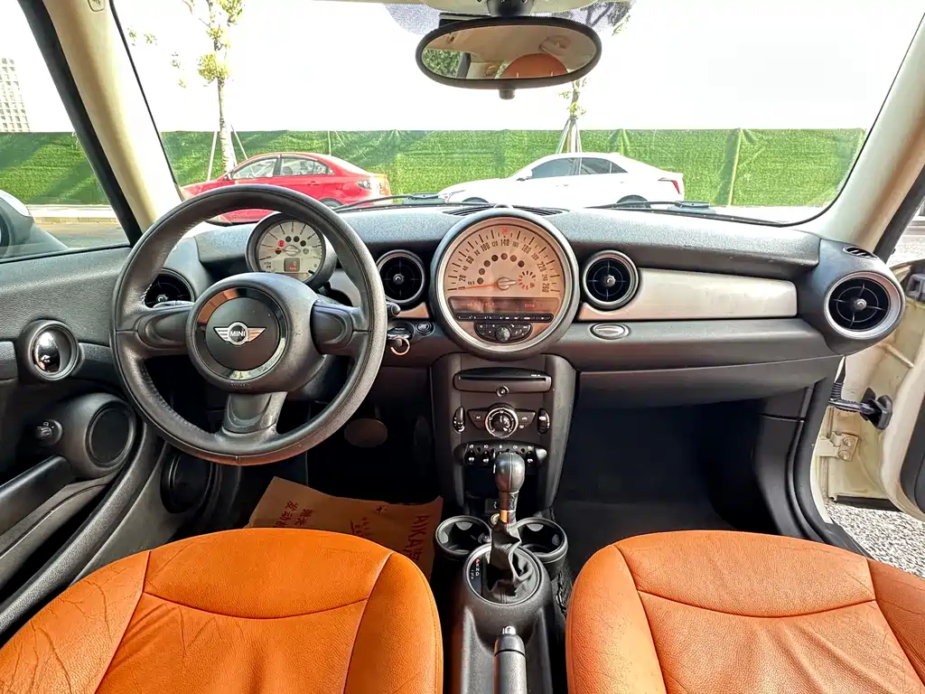 MINI Clubman 2014 — фото 13