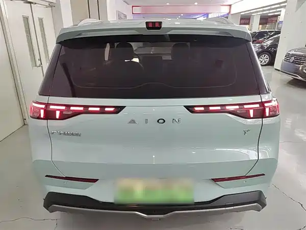 Aion Y 2021