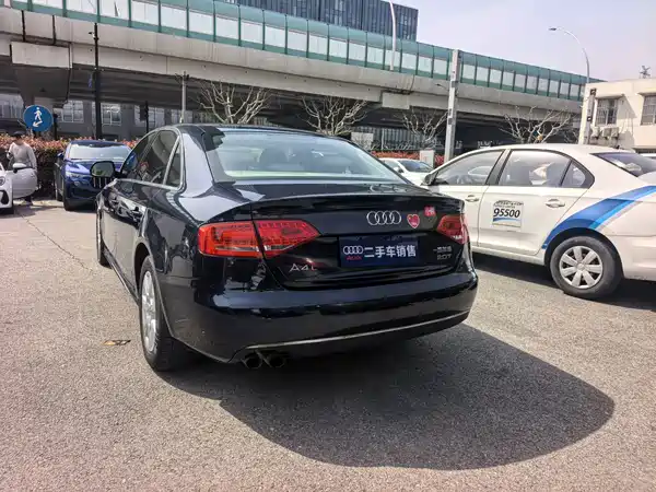 Audi A4L 2013