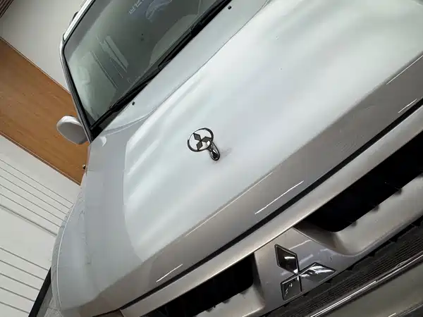 Mitsubishi Pajero 2004