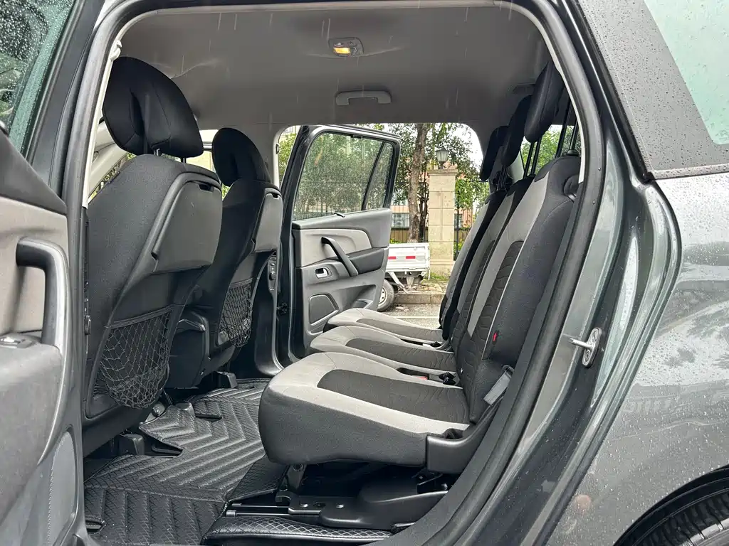 Citroën C4 PICASSO 2017 — фото 8
