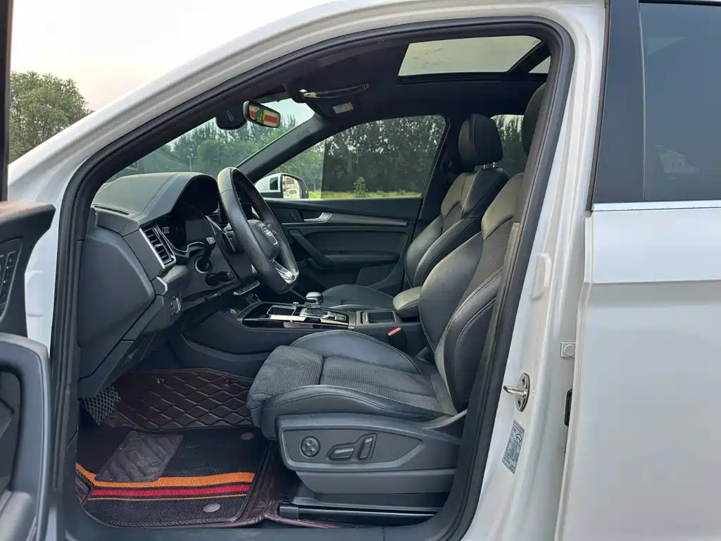 Audi Q5L Sportback 2022 — фото 9