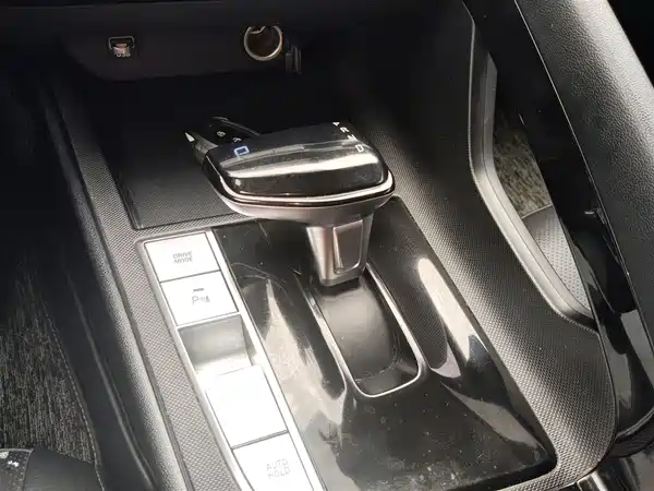 Hyundai Elantra 2021